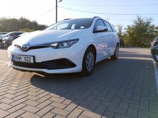 Toyota Auris foto 3