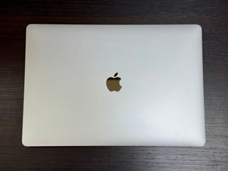 MacBook Pro 16" 2019 i7 32GB ram 1TB SSD AMD Radeon Pro 5500M 8GB foto 7