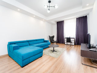 Apartament cu 2 camere, 82 m², Centru, Chișinău foto 4