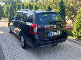 Dacia Logan foto 1