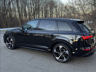 Audi Q7 foto 2