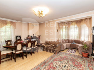 Vânzare - casă în 2 nivele, 315 mp + 5 ari, str. Academician Natalia Gheorghiu, Telecentru foto 6
