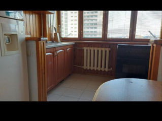 Apartament cu 2 camere, 56 m², Centru, Chișinău foto 2