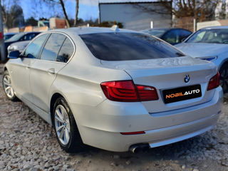 BMW 5 Series foto 3