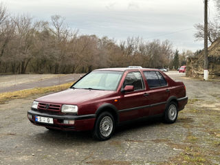 Volkswagen Vento foto 2