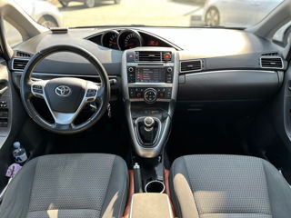 Toyota Verso foto 16