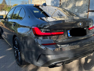 BMW 3 Series foto 5