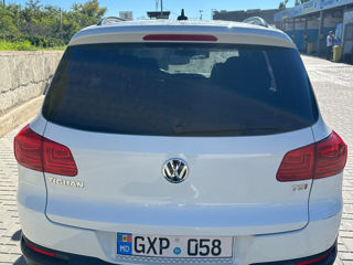 Volkswagen Tiguan foto 2