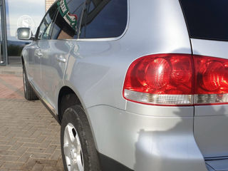 Volkswagen Touareg foto 2