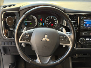 Mitsubishi Outlander foto 8