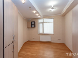 Apartament cu 4 camere, 131 m², Râșcani, Chișinău foto 9