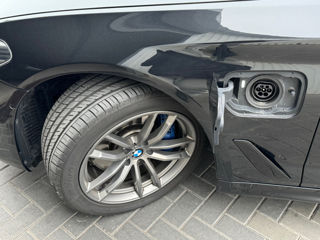 BMW 5 Series foto 18