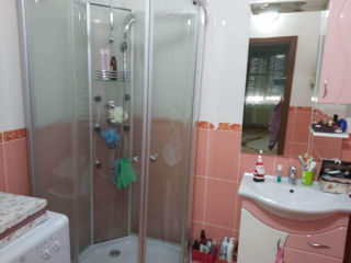 Apartament cu 2 camere, 60 m², Periferie, Ungheni foto 5