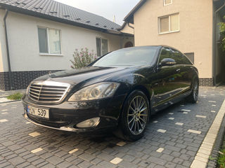 Mercedes S-Class foto 1