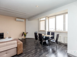 Apartament cu 2 camere, 89 m², Centru, Chișinău foto 5