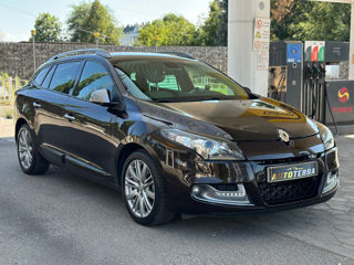 Renault Megane foto 1