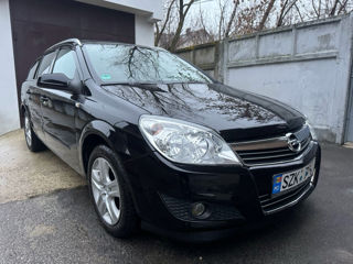 Opel Astra foto 2