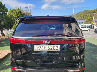 KIA Carnival foto 4