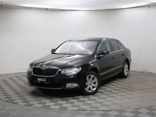 Skoda Superb foto 3