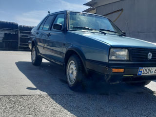 Volkswagen Jetta foto 2