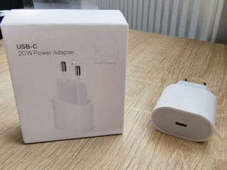 Apple 20w USB-C Charger (analog)