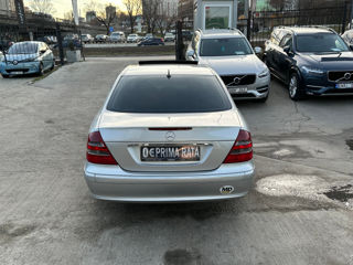 Mercedes E-Class foto 7