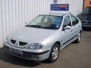 Dezmembrez Renault : Scenic1- Megane 1 foto 11