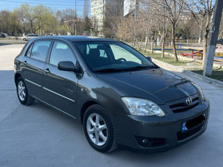 Toyota Corolla foto 1