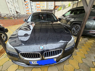 BMW 5 Series foto 1