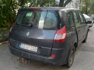 Renault Grand Scenic foto 3