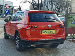 Volkswagen Tiguan foto 4