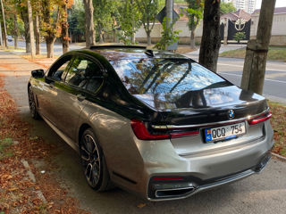 BMW 7 Series foto 3