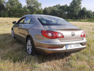 Volkswagen Passat CC foto 1