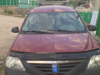 Dacia Logan foto 1