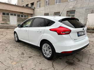 Ford Focus foto 2