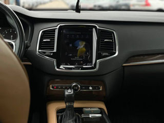 Volvo XC90 foto 6