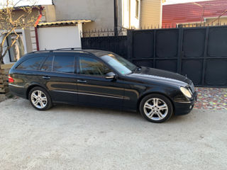 Mercedes E-Class foto 3