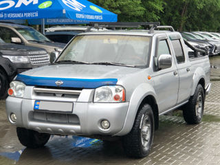 Nissan Frontier foto 1