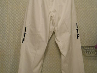 продам новые штаны для единоборств размер : 46-48 за 150 лей и 3  пояса по 50 лей