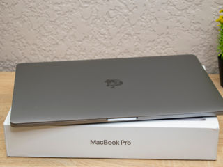 Macbook Pro 15 2019/ Core I9 9880H/ 32Gb Ram/ Radeon Pro 555X/ 512Gb SSD/ 15.4" Retina! foto 15