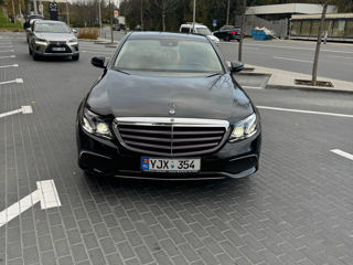 Mercedes E-Class foto 8