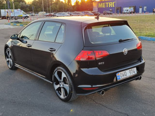 Volkswagen Golf foto 6