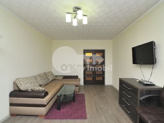 Apartament cu 2 camere, reparație euro, Centru, 300 € ! foto 3