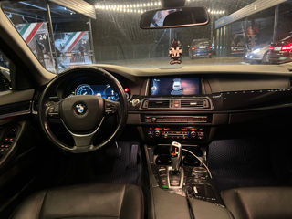 BMW 5 Series foto 11