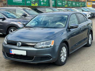 Volkswagen Jetta foto 1