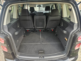 Volkswagen Touran foto 9