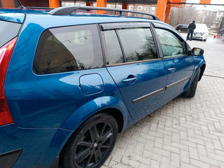 Renault Megane foto 2