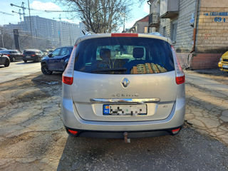 Renault Grand Scenic foto 6