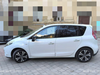 Renault Scenic foto 2