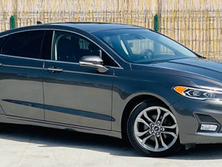 Ford Fusion foto 3